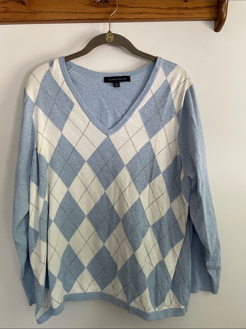 Tommy Hilfiger Light Blue and White Argyle V-Neck Sweater